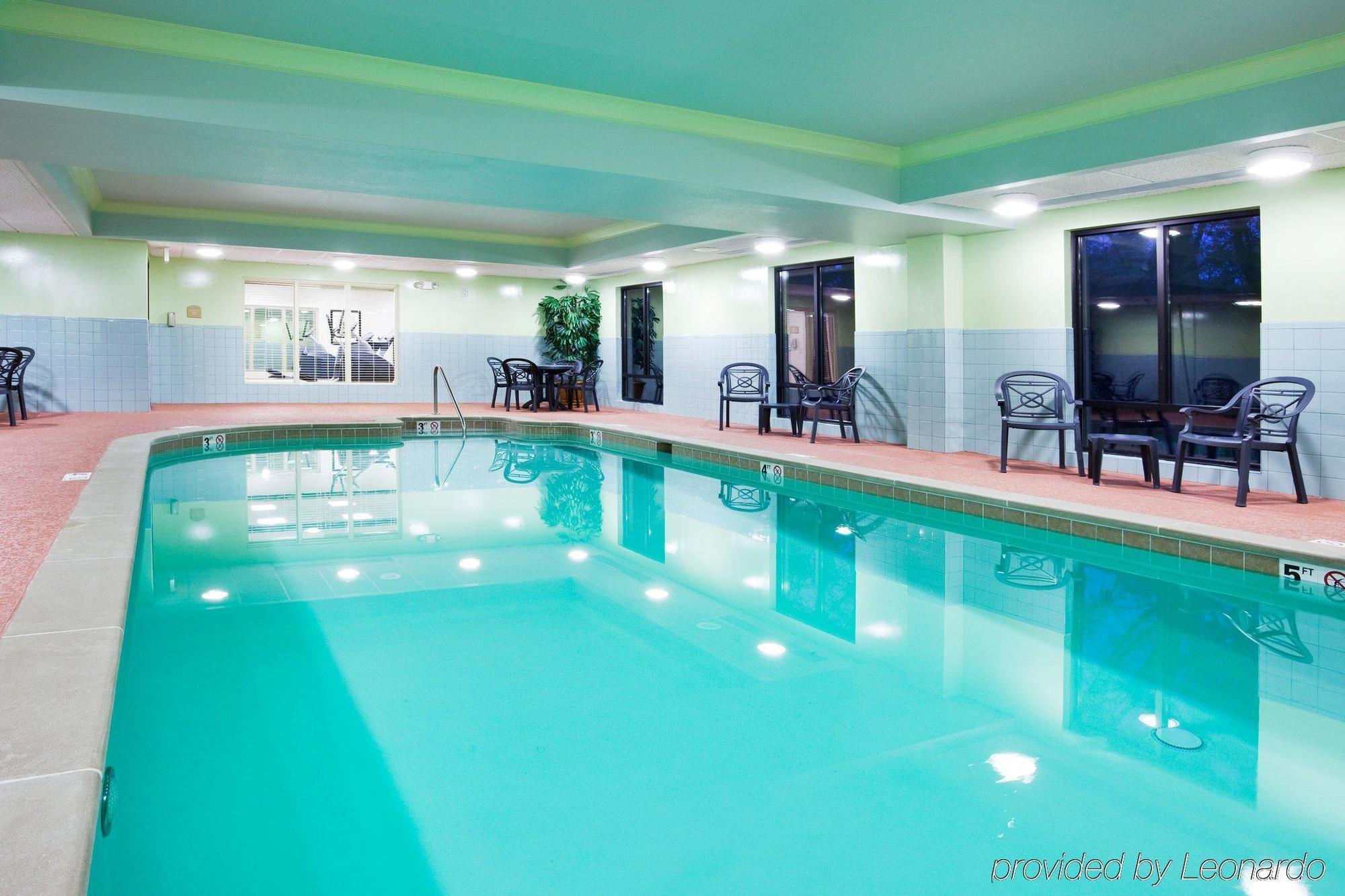 Holiday Inn Express & Suites Lebanon-Nashville Area By Ihg Facilidades foto