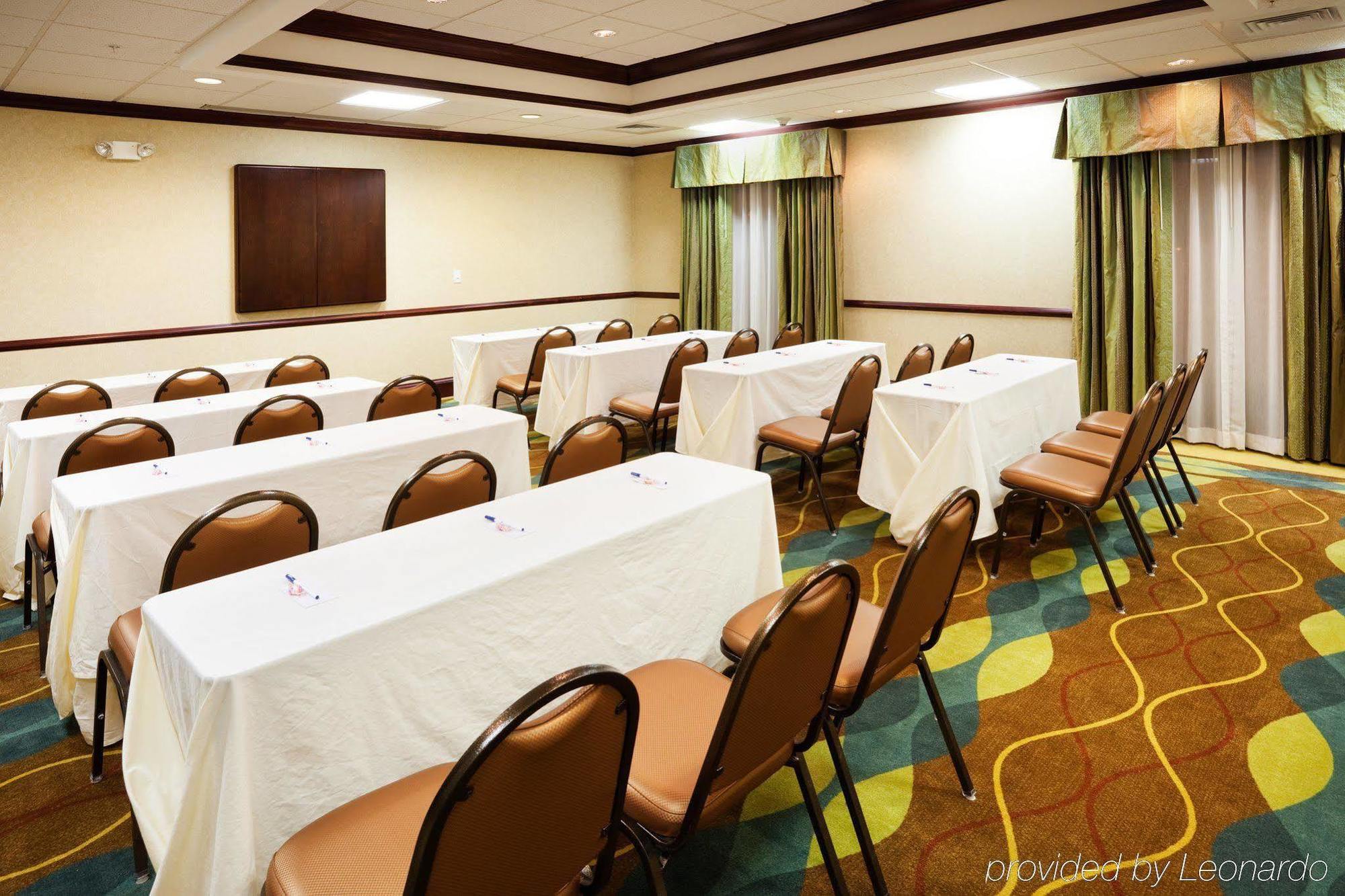 Holiday Inn Express & Suites Lebanon-Nashville Area By Ihg Facilidades foto